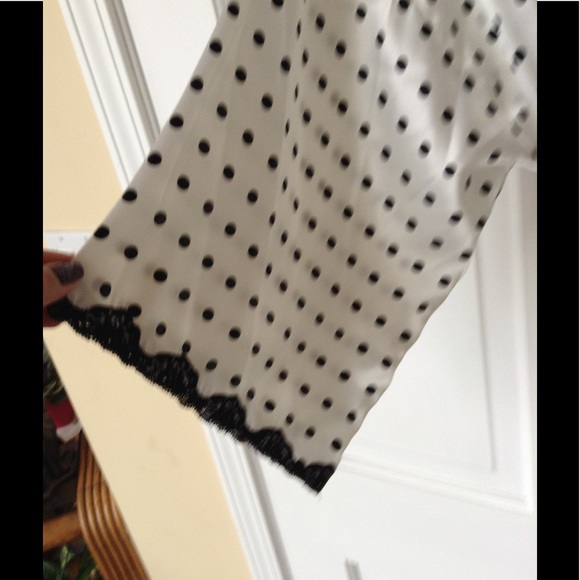Sophia Polka dot Robe - Picture 4 of 6